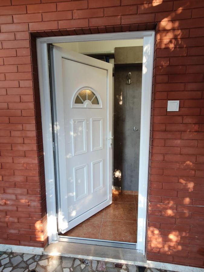 Zita - Heart Of Rovinj, Apartment For 2, Free Parking, 2Min Center, 5Min Beach Walk Exterior photo
